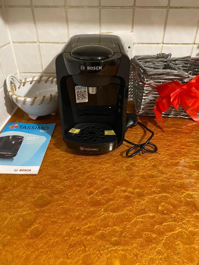 Huge And Affordable 3 Bedroom Flat In Hammersmith For 7 People With Welcome Breakfast Londres Extérieur photo