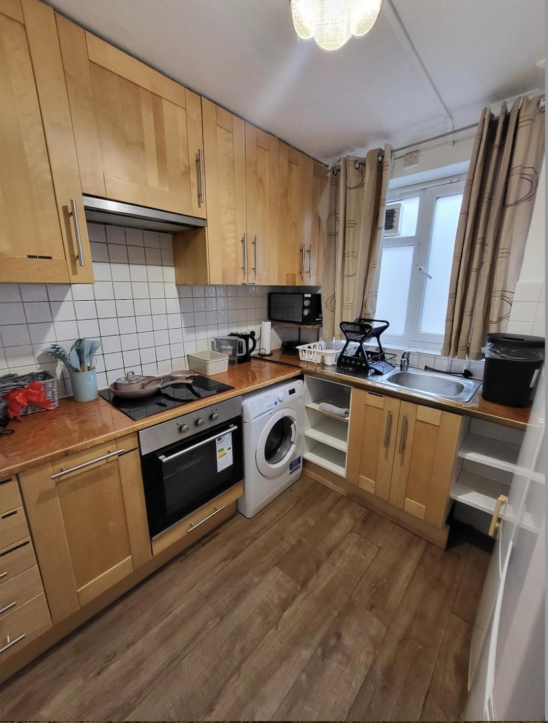 Huge And Affordable 3 Bedroom Flat In Hammersmith For 7 People With Welcome Breakfast Londres Extérieur photo
