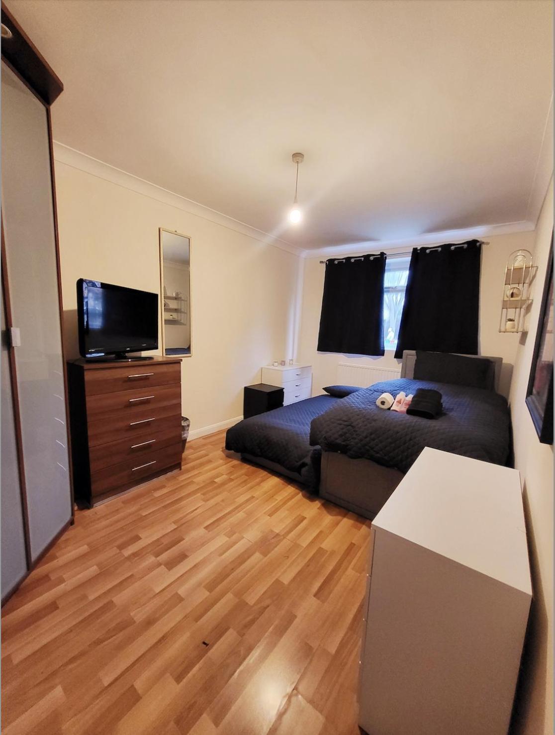 Huge And Affordable 3 Bedroom Flat In Hammersmith For 7 People With Welcome Breakfast Londres Extérieur photo