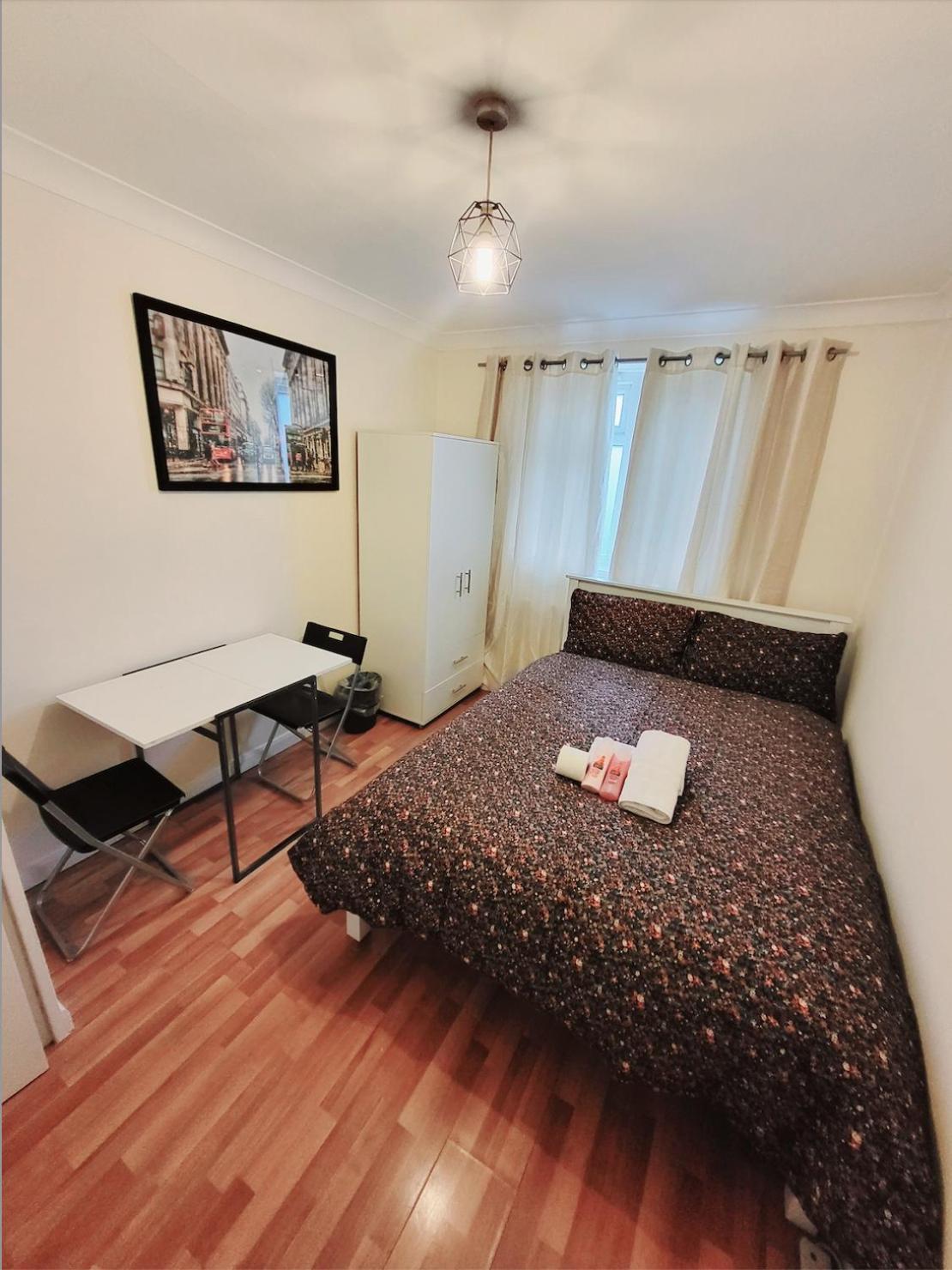 Huge And Affordable 3 Bedroom Flat In Hammersmith For 7 People With Welcome Breakfast Londres Extérieur photo