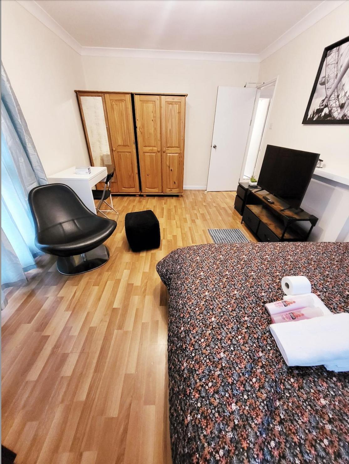 Huge And Affordable 3 Bedroom Flat In Hammersmith For 7 People With Welcome Breakfast Londres Extérieur photo